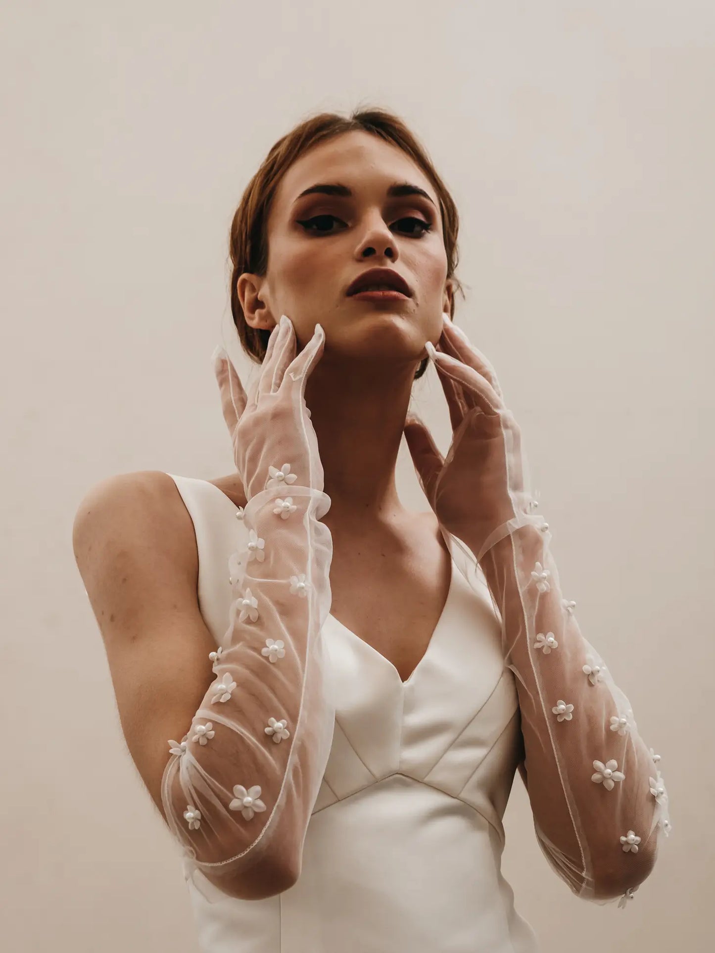 Floral Pearl Gloves