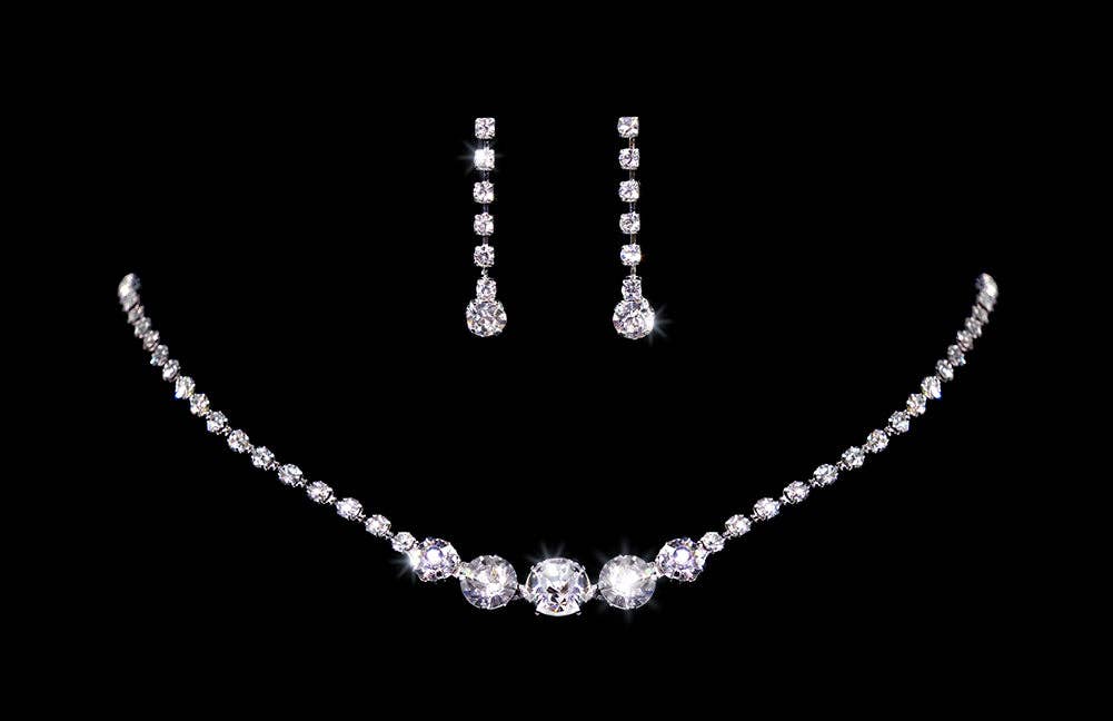 #14280 - Fine Graduated Center Neck and Ear Set