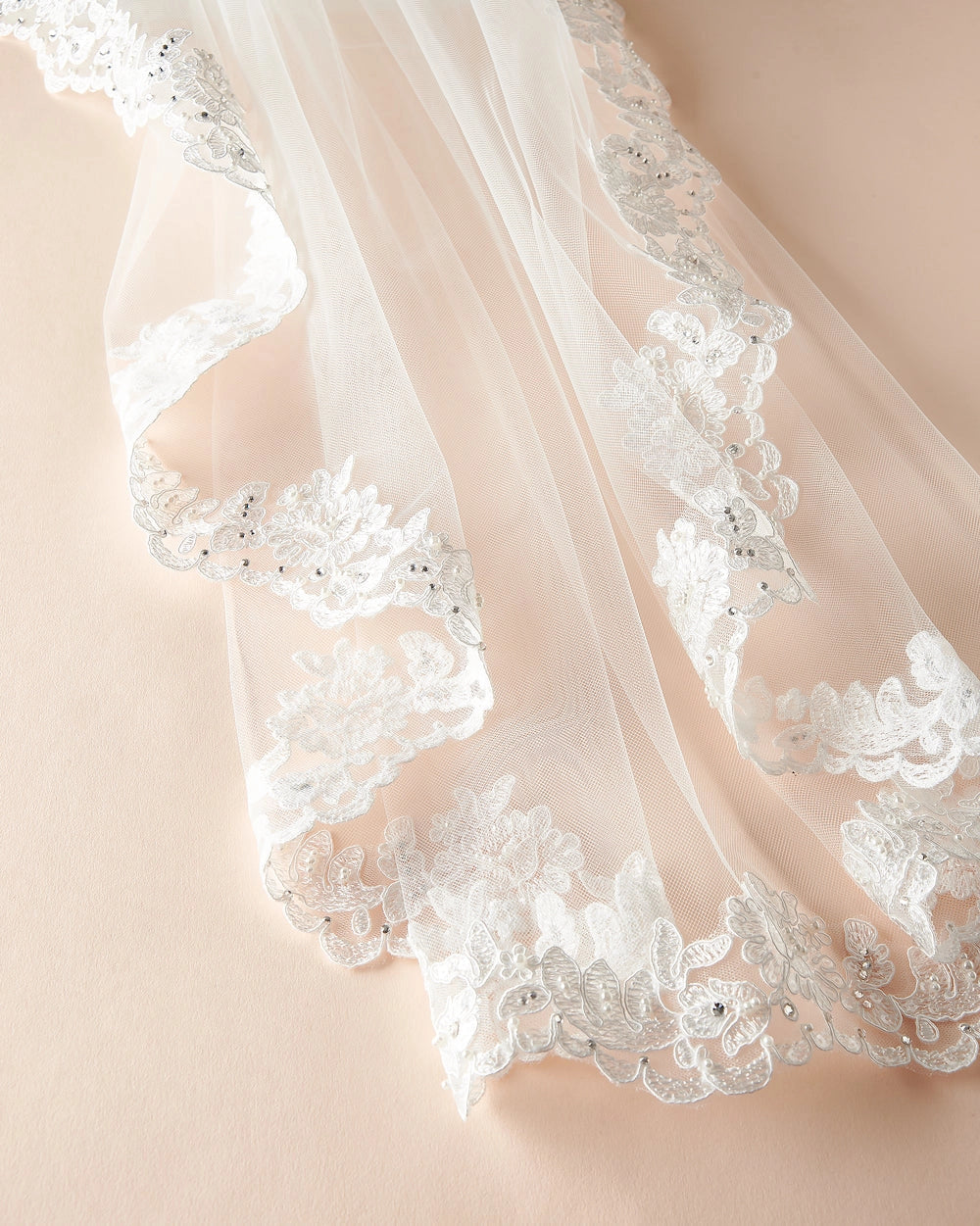 Sasha Lace Veil